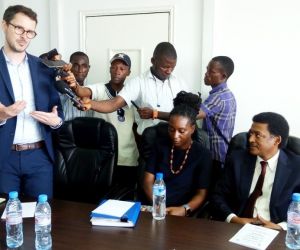 mr linus pott of the world bank making remarks during the lla website launch
