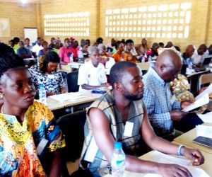 partial view of participants at the land rights act messaging workshop